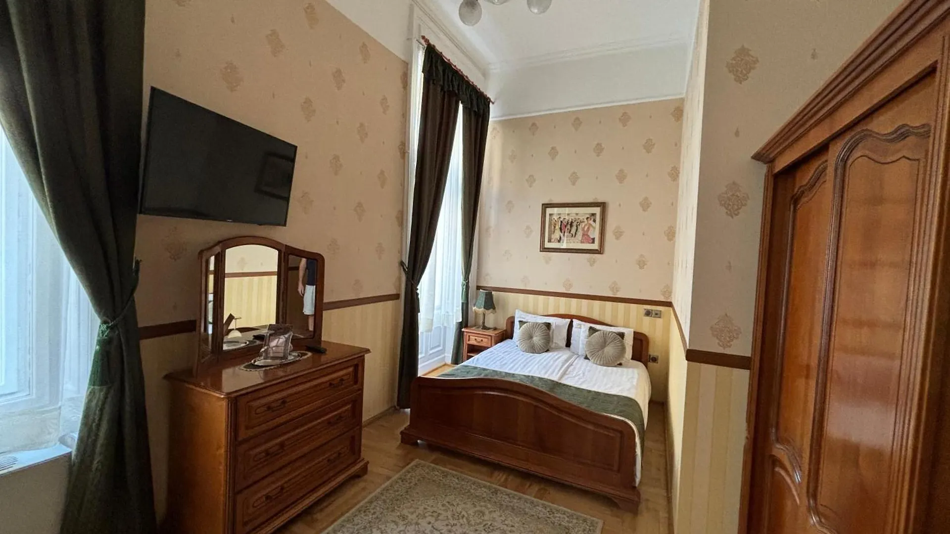 ****  Cotton House Hotel Budapest Hungary